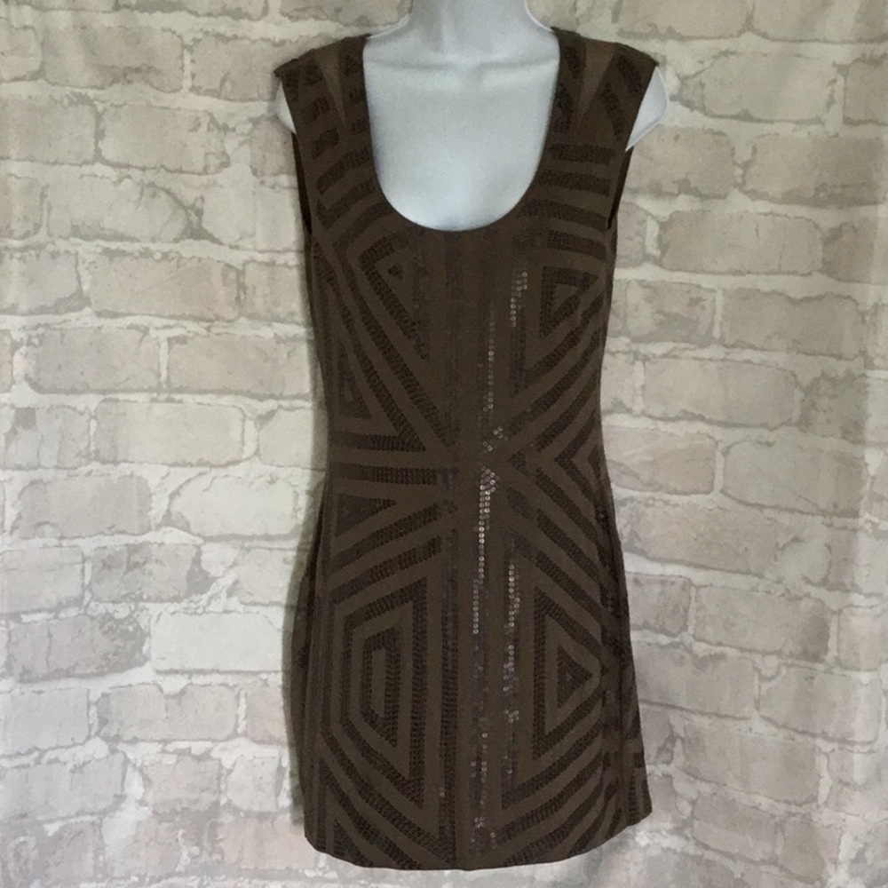 EXPRESS DRESS